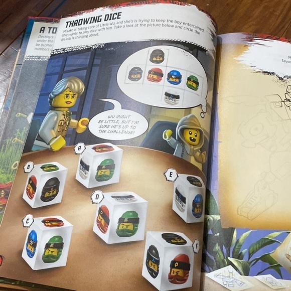 Lego Ninjago Annual (Annuals 2019) (no toy) HC book & paperback story books‎ - Picture 5 of 9
